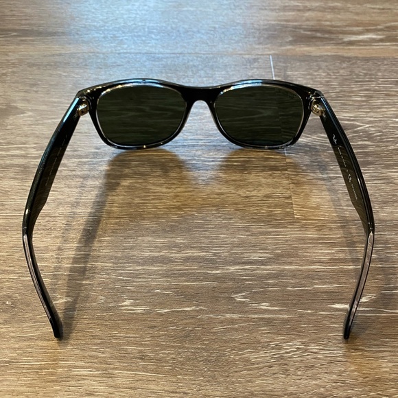 Ray Ban New Wayfarer Polarized Sunglasses NWOT - Picture 5 of 10